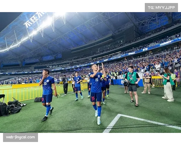 李智点评申花比赛:开局快攻施压全场,球队顽强拼搏至终场哨响 李智点评申花比赛:开局快攻施压全场,球队顽强拼搏至终场哨响